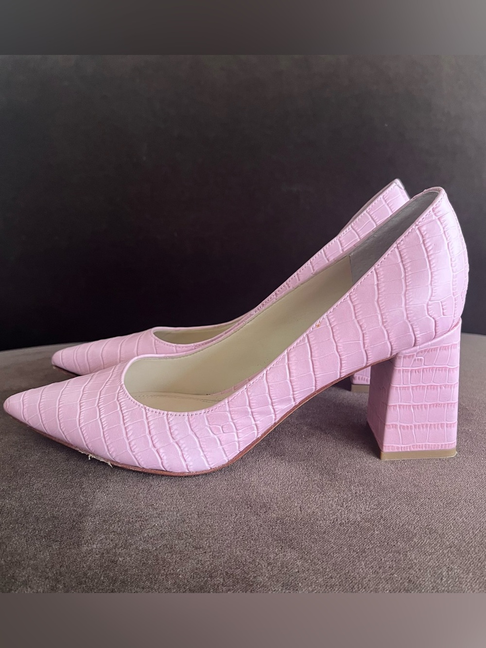 Marc Fisher LTD Zala Pink Croc Embossed Pointy Toe Block Heel Pumps 7.5 Casual